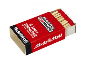 Mainostulitikut Basic-rasia